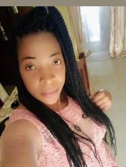 Profil de Christelle, une femme célibataire de 33 ans à Yaoundé