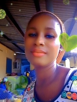 Profil de Eugé, une femme célibataire de 40 ans à Petit Abidjan-Youkou