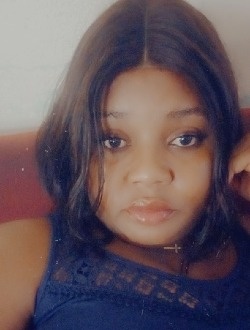 Profil de Cécile, une femme célibataire de 33 ans à Afakma