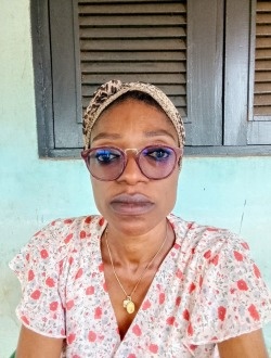 Profil de Henriette, une femme célibataire de 40 ans à Abi