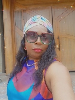 Profil de Jade Noël, une femme célibataire de 49 ans à Tours