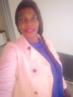 Profil de Fleur, une femme célibataire de 44 ans à Yaoundé