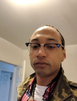 Profil de Eric, un homme célibataire de 42 ans à Saint-Jérôme
