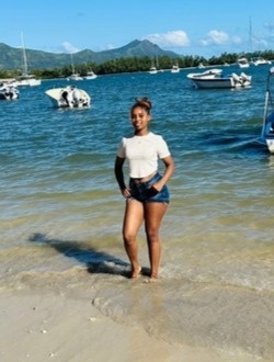 Profil de Mïa, une femme célibataire de 26 ans à Quatre Bornes