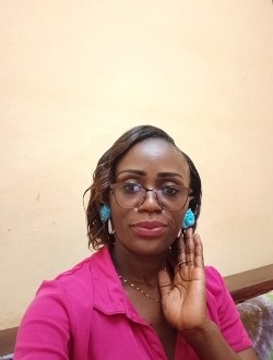 Profil de Ghislaine, une femme célibataire de 34 ans à Yaoundé