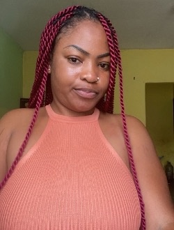 Profil de Orlane, une femme célibataire de 28 ans à Yaoundé