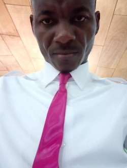 Profil de Konan Thomas, un homme célibataire de 44 ans à Yopougon