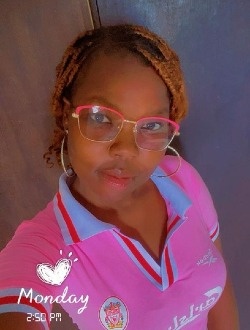 Profil de Carina, une femme célibataire de 33 ans à Abagnivégoui
