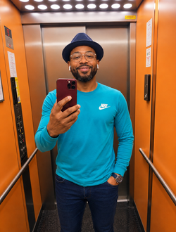 Profil de Azab, un homme célibataire de 55 ans à De Panne