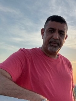 Profil de Salim, un homme célibataire de 50 ans à Montréal