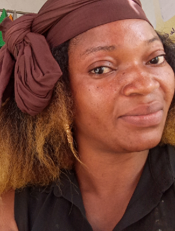 Profil de Rosalie, une femme célibataire de 30 ans à Lomé