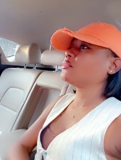 Profil de Nancy, une femme célibataire de 36 ans à Kinshasa