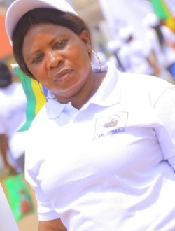 Profil de Lina, une femme célibataire de 40 ans à Libreville
