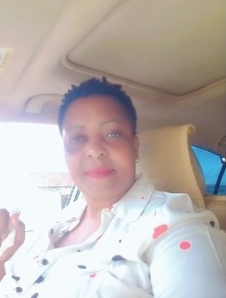 Profil de Doudou Virginie, une femme célibataire de 47 ans à Yaoundé