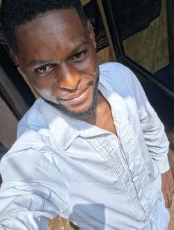 Profil de Dylan, un homme célibataire de 28 ans à Meyo-Centre