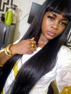 Profil de Lolo, une femme célibataire de 27 ans à Korhogo