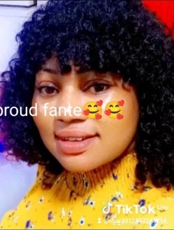 Profil de Evelyn Mensah, une femme célibataire de 29 ans à Tema