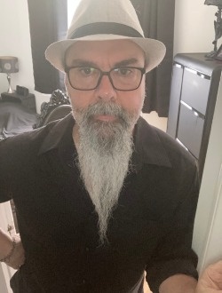 Profil de Michel, un homme célibataire de 61 ans à Le Vieux-Longueuil