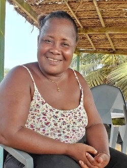 Profil de Marie Flore, une femme célibataire de 40 ans à Abidjan