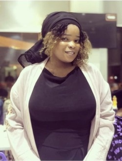 Profil de Estelle, une femme célibataire de 31 ans à Cotonou