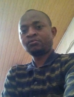 Profil de Lucien, un homme célibataire de 36 ans à Douala
