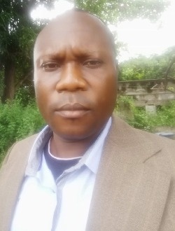 Profil de Luc, un homme célibataire de 42 ans à Cotonou