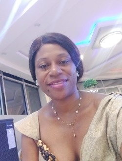 Profil de Cérise 🍒, une femme célibataire de 39 ans à Yaoundé