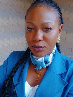 Profil de Amina, une femme célibataire de 30 ans à Abaga