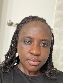 Profil de Nadine, une femme célibataire de 35 ans à Longueuil