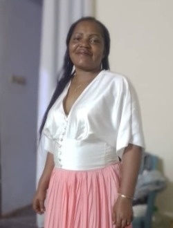 Profil de Jacqueline, une femme célibataire de 43 ans à Yaoundé