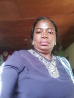 Profil de Jeanne, une femme célibataire de 53 ans à Ababa