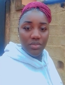 Profil de Doris, une femme célibataire de 28 ans à Bertoua