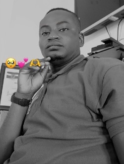 Profil de Ro, un homme célibataire de 30 ans à Lomé