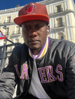 Profil de Cédric, un homme célibataire de 37 ans à Madrid