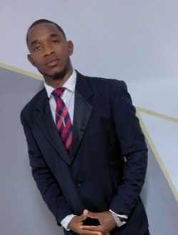 Profil de James, un homme célibataire de 28 ans à Bafoussam