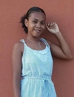 Profil de Anayah, une femme célibataire de 27 ans à Ambilobe