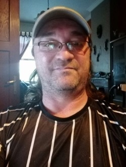 Profil de Cédric, un homme célibataire de 47 ans à Liège
