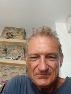Profil de Denis, un homme célibataire de 66 ans à Zarzis
