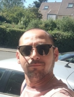 Profil de Pierre, un homme célibataire de 39 ans à Arpajon