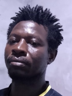 Profil de Hugues, un homme célibataire de 28 ans à Douala