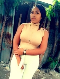 Profil de Sandou, une femme célibataire de 28 ans à Les Cayes