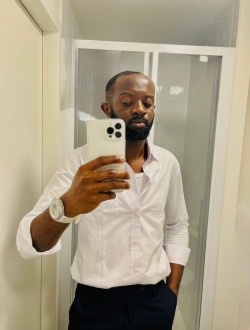 Profil de Alistair, un homme célibataire de 28 ans à Nantes