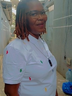 Profil de Aline Pelagie, une femme célibataire de 46 ans à Abidjan