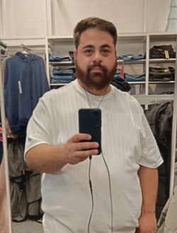 Profil de Miguel, un homme célibataire de 32 ans à Toulon