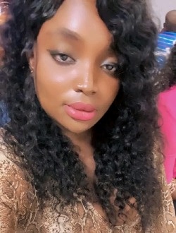 Profil de Raissa, une femme célibataire de 30 ans à İzmir