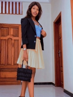 Profil de Khady, une femme célibataire de 35 ans à Dakar-Marine