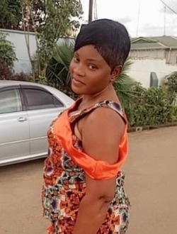 Profil de Hortence, une femme célibataire de 34 ans à Lubumbashi