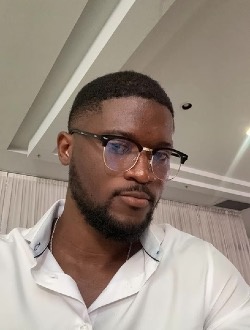 Profil de Ros, un homme célibataire de 27 ans à Montréal