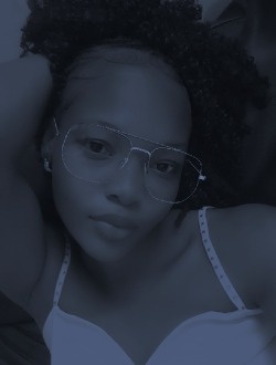 Profil de Estelle, une femme célibataire de 28 ans à Lomé