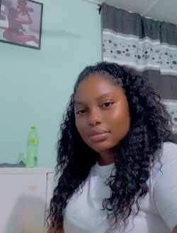 Profil de Rose, une femme célibataire de 31 ans à Abomey-Calavi